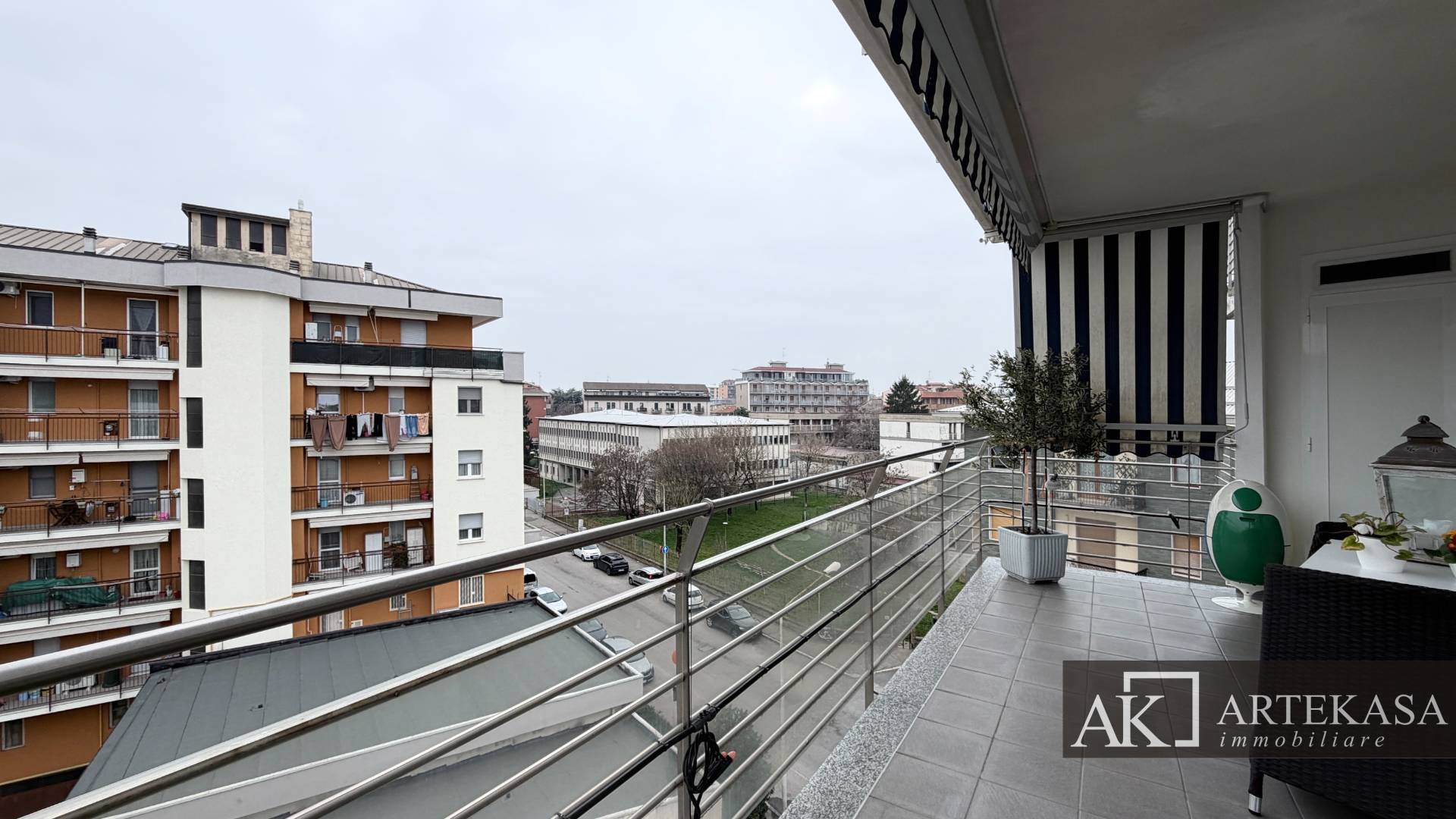 Attico in vendita a Novara, 2 - Porta Mortara