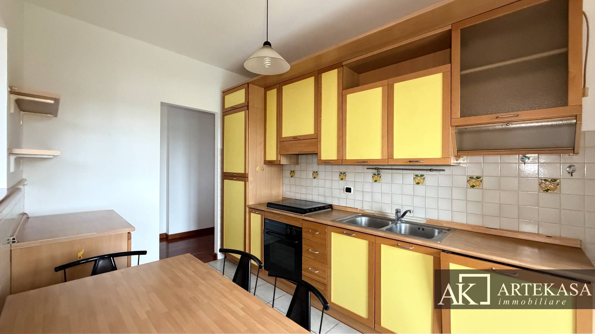 3 LOCALI in vendita a Novara, 12 - San Paolo - Zona Agogna