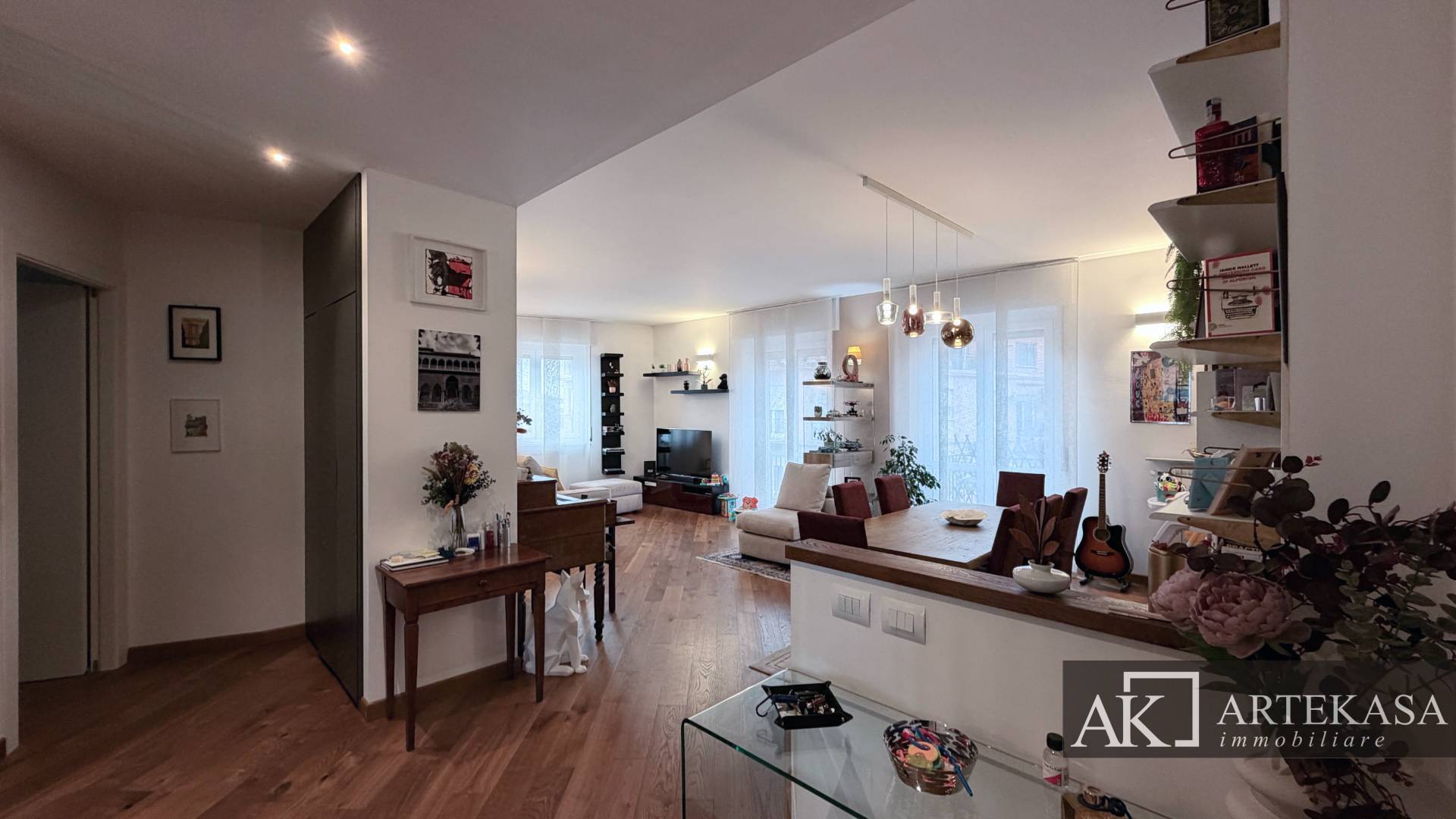 3 LOCALI in vendita a Novara, 3 - Sacro Cuore