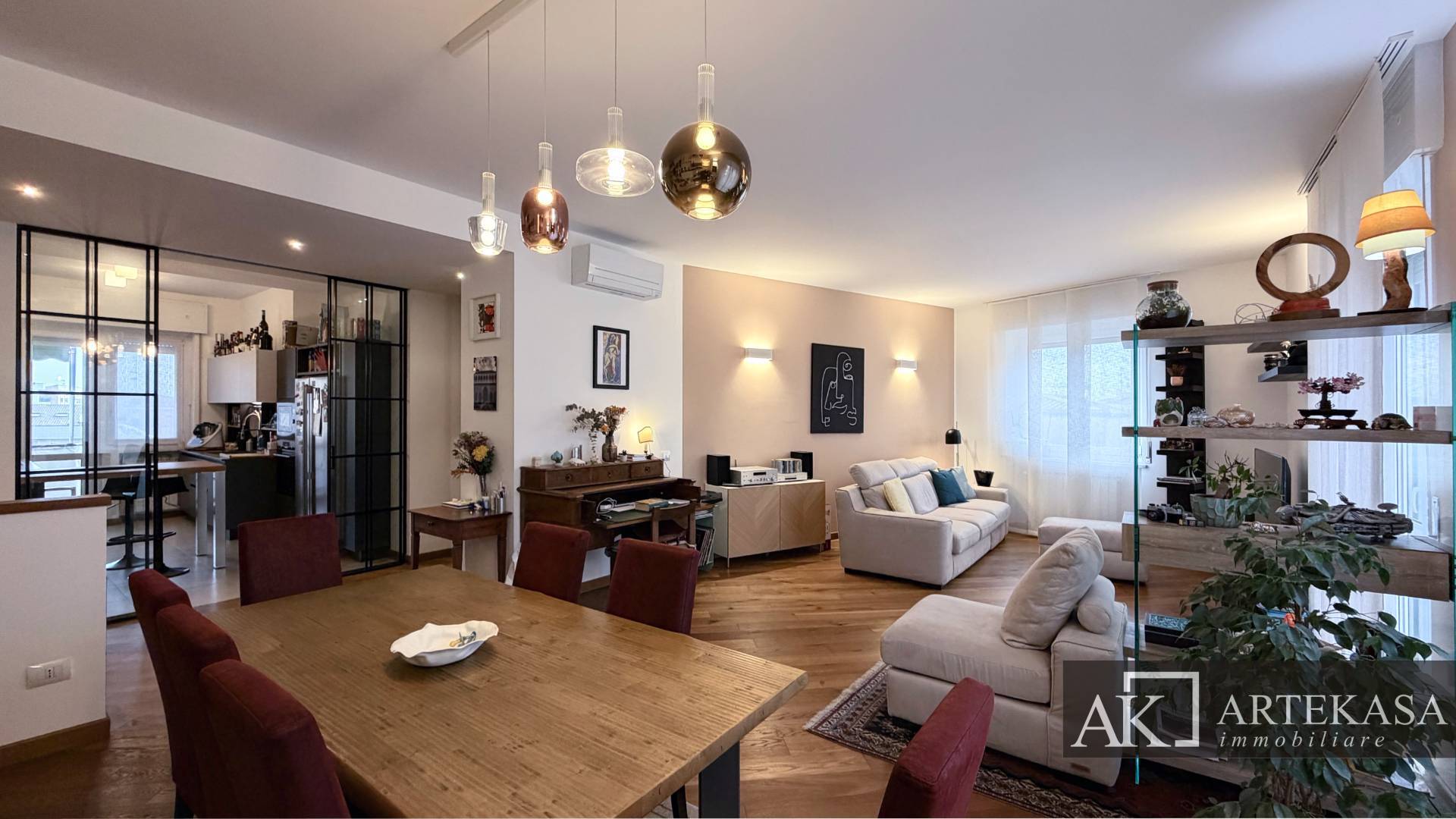 3 LOCALI in vendita a Novara, 3 - Sacro Cuore