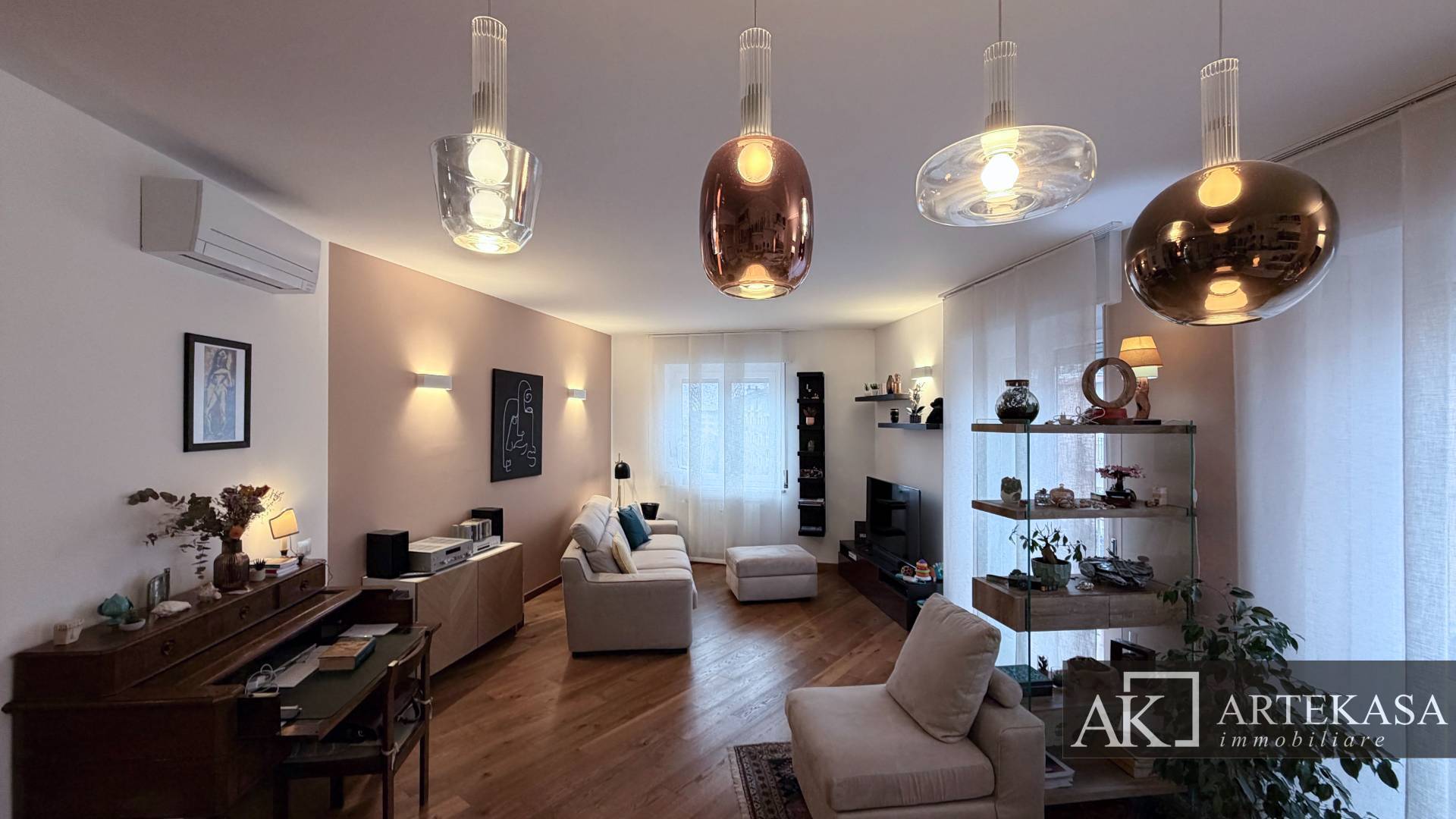 3 LOCALI in vendita a Novara, 3 - Sacro Cuore