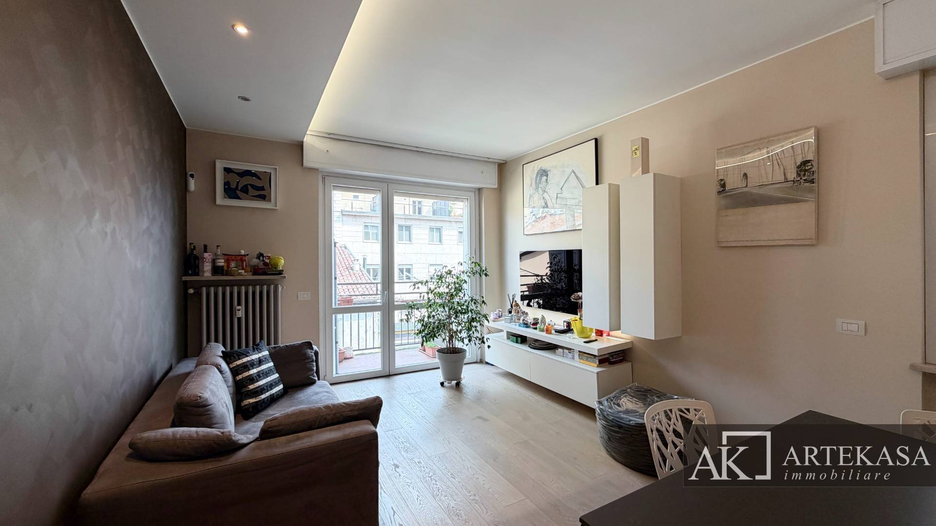 3 LOCALI in vendita a Novara, 1 - Centro