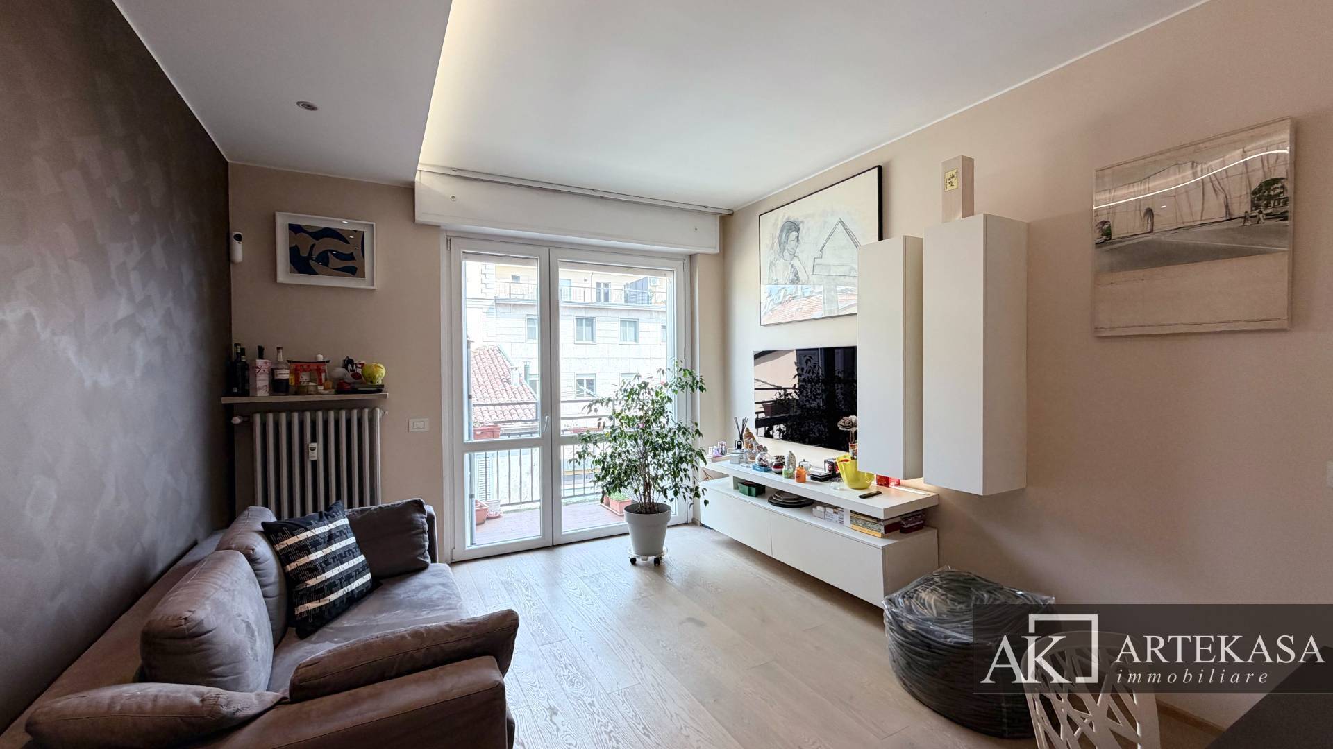 3 LOCALI in vendita a Novara, 1 - Centro