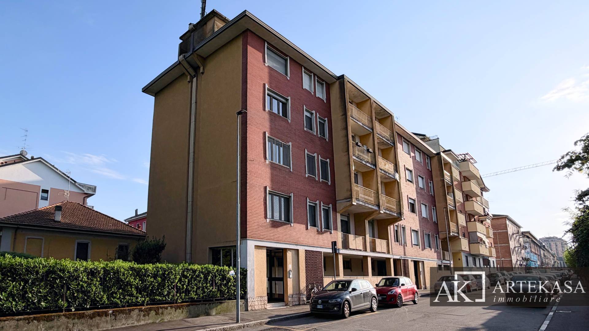 3 LOCALI in vendita a Novara, 2 - Porta Mortara