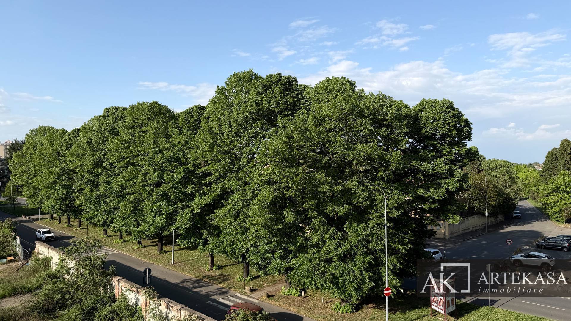 3 LOCALI in vendita a Novara, 2 - Porta Mortara