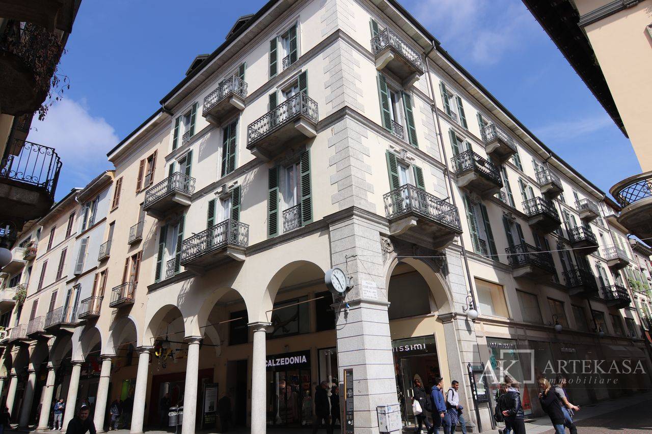 4 LOCALI in affitto a Novara, 1 - Centro