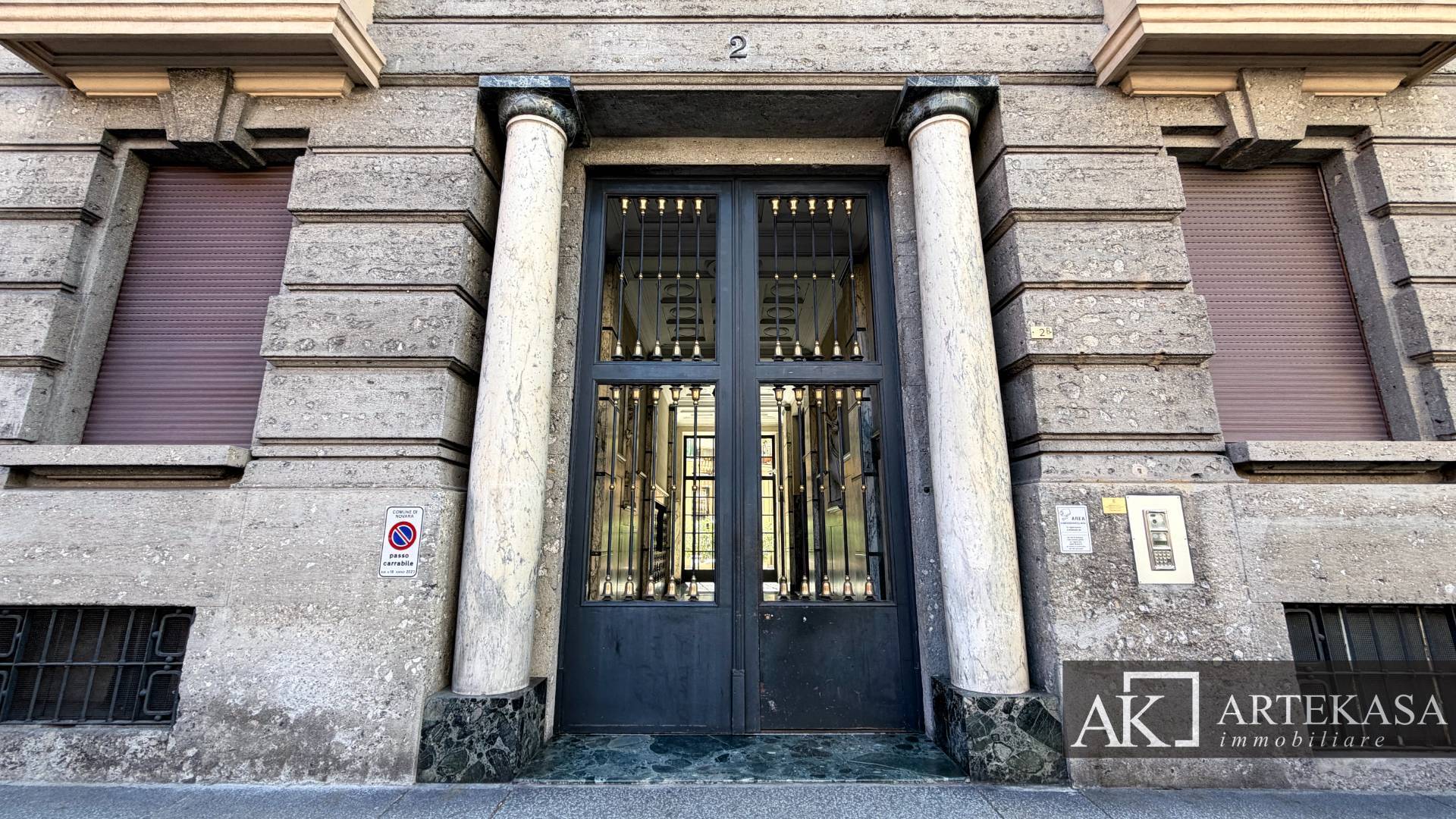 5 LOCALI in vendita a Novara, 1 - Centro