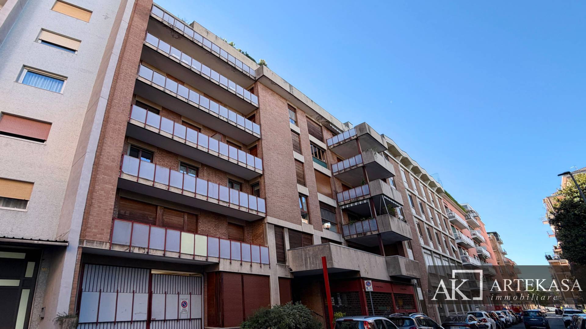 3 LOCALI in vendita a Novara, 3 - Sacro Cuore