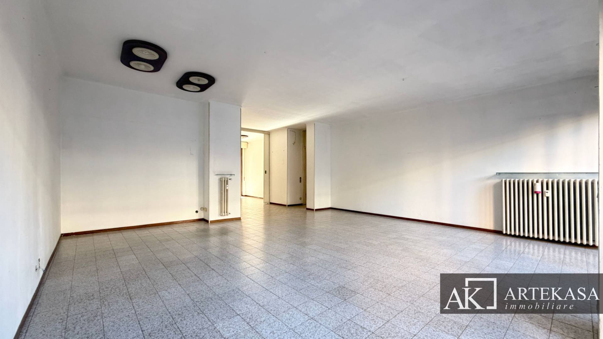3 LOCALI in vendita a Novara, 3 - Sacro Cuore