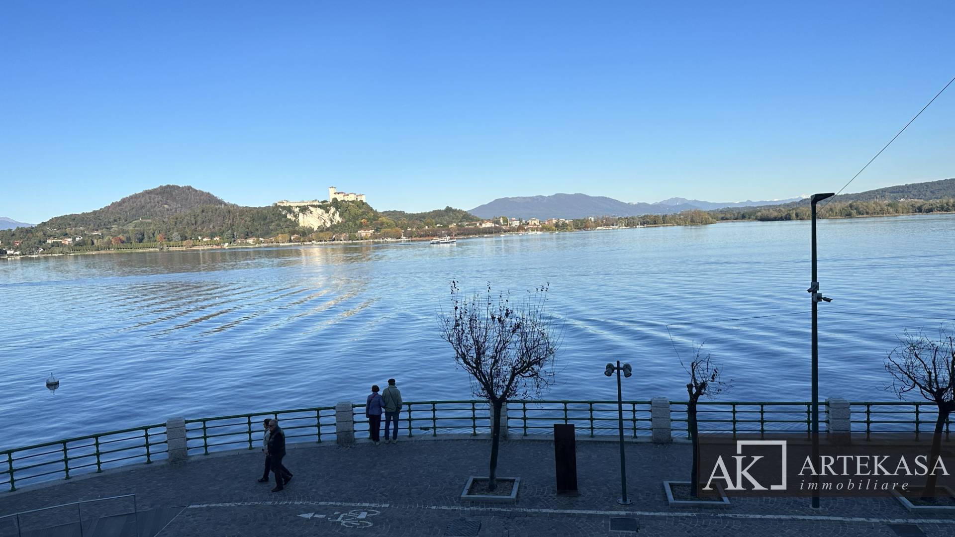 4 LOCALI in affitto a Arona