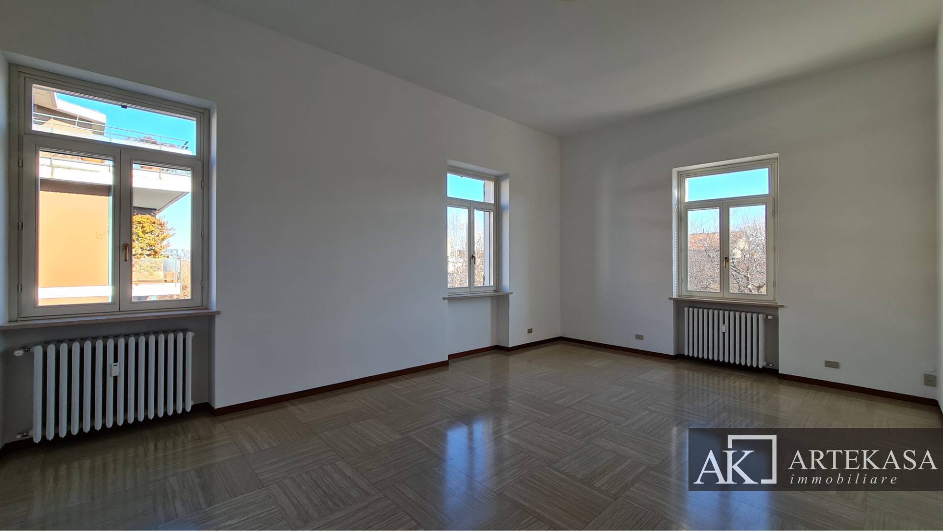 4 LOCALI in affitto a Novara, 1 - Centro