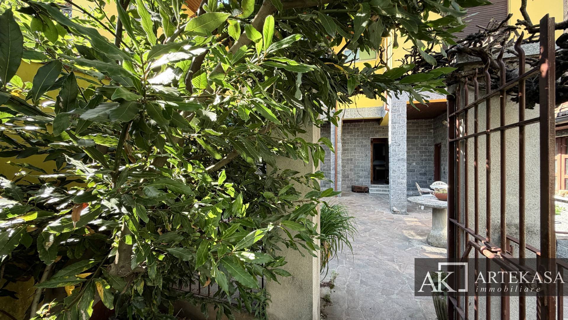 casa indipendente in vendita a Novara, 6 - Sant'antonio - Vignale - Veveri
