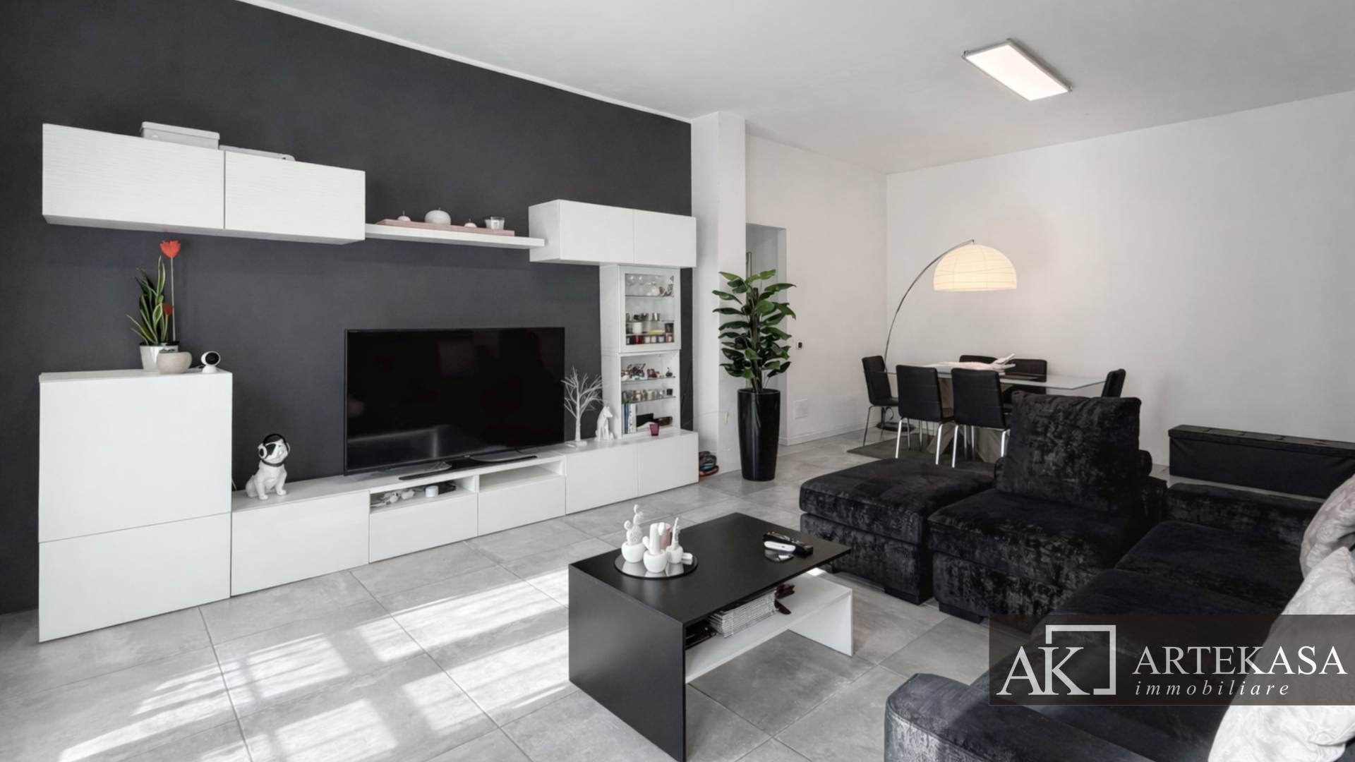 3 LOCALI in vendita a Novara, 12 - San Paolo - Zona Agogna