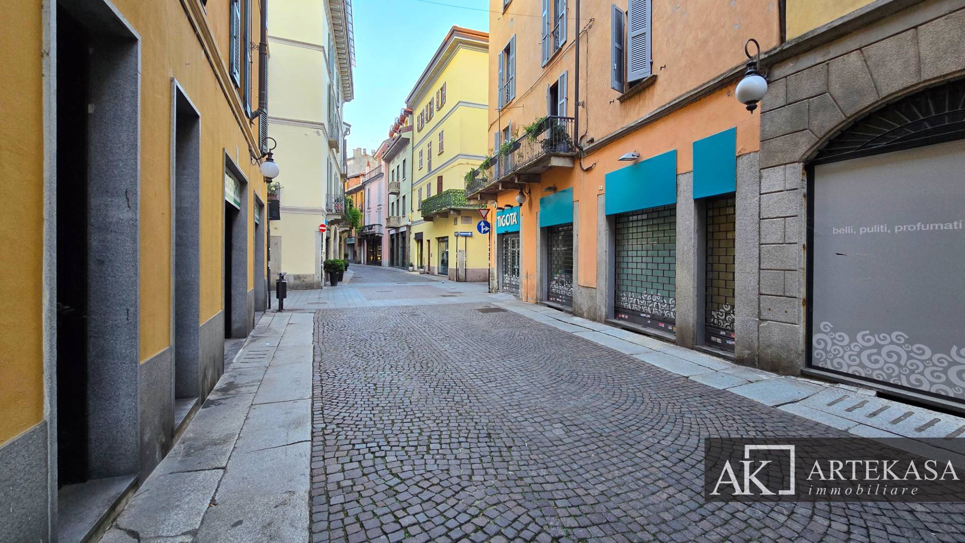 Negozio in affitto a Novara, 1 - Centro