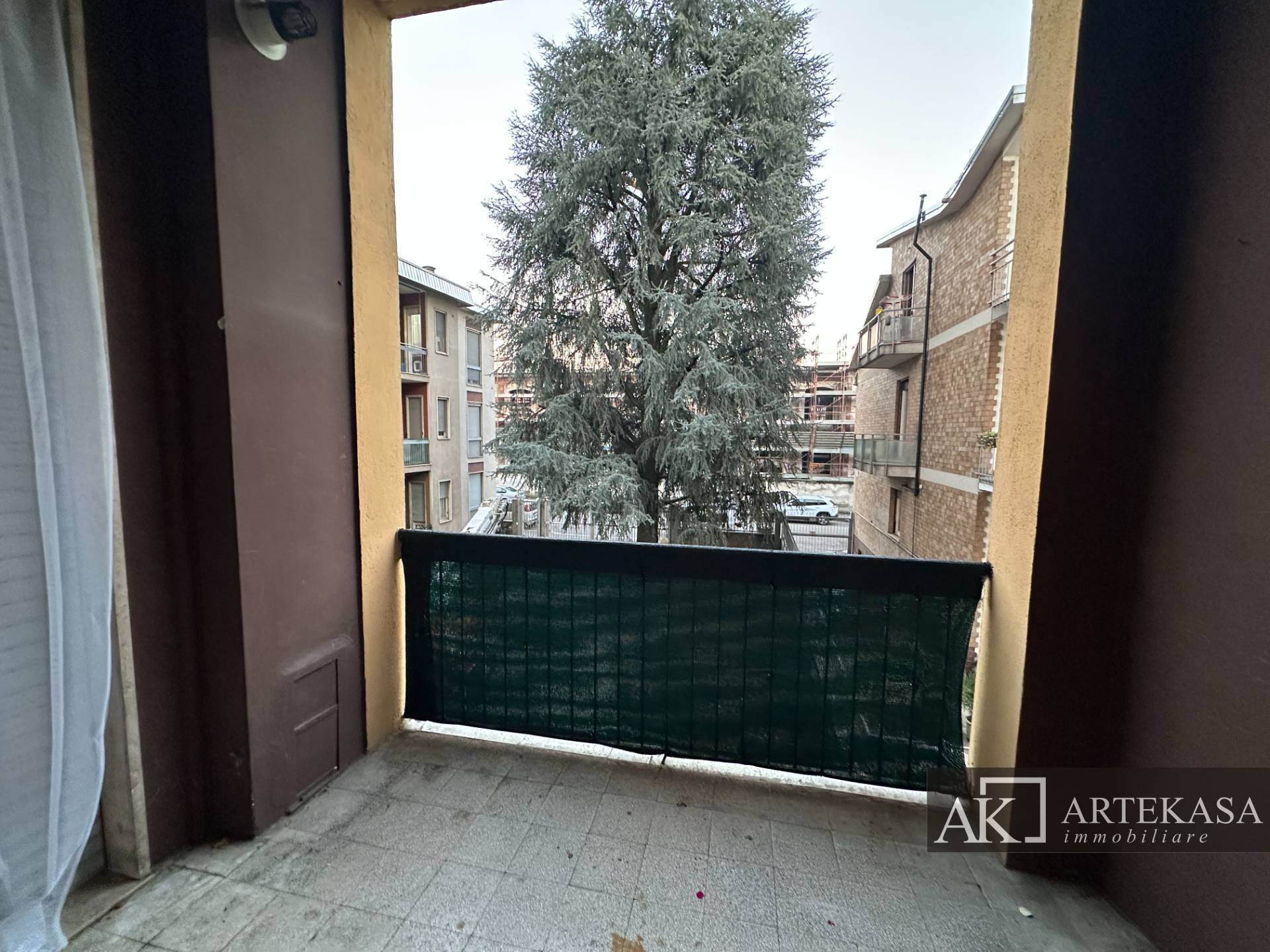 3 LOCALI in affitto a Novara, 3 - Sacro Cuore