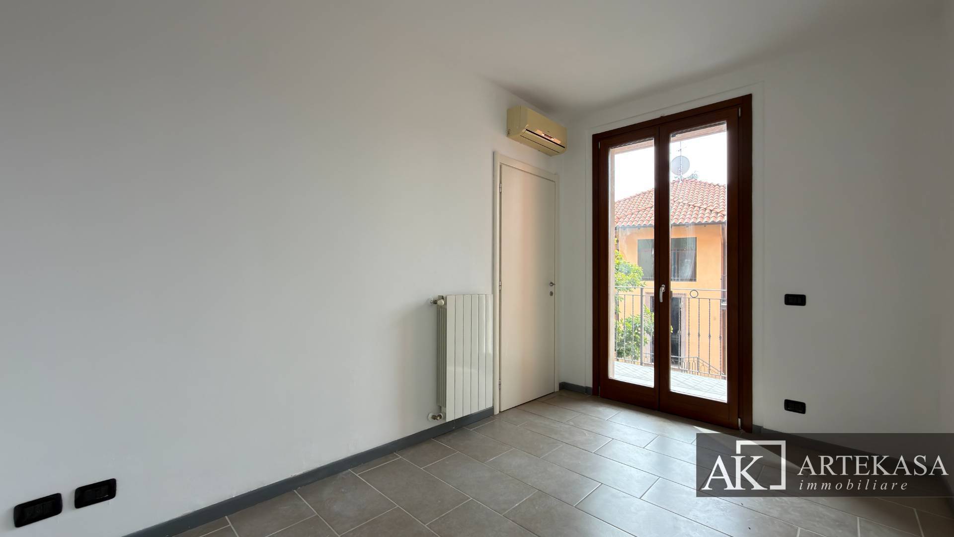 3 LOCALI in vendita a Novara, 4 - San Martino