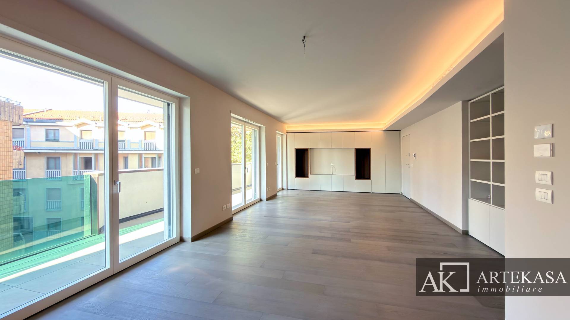 3 LOCALI in vendita a Novara, 1 - Centro