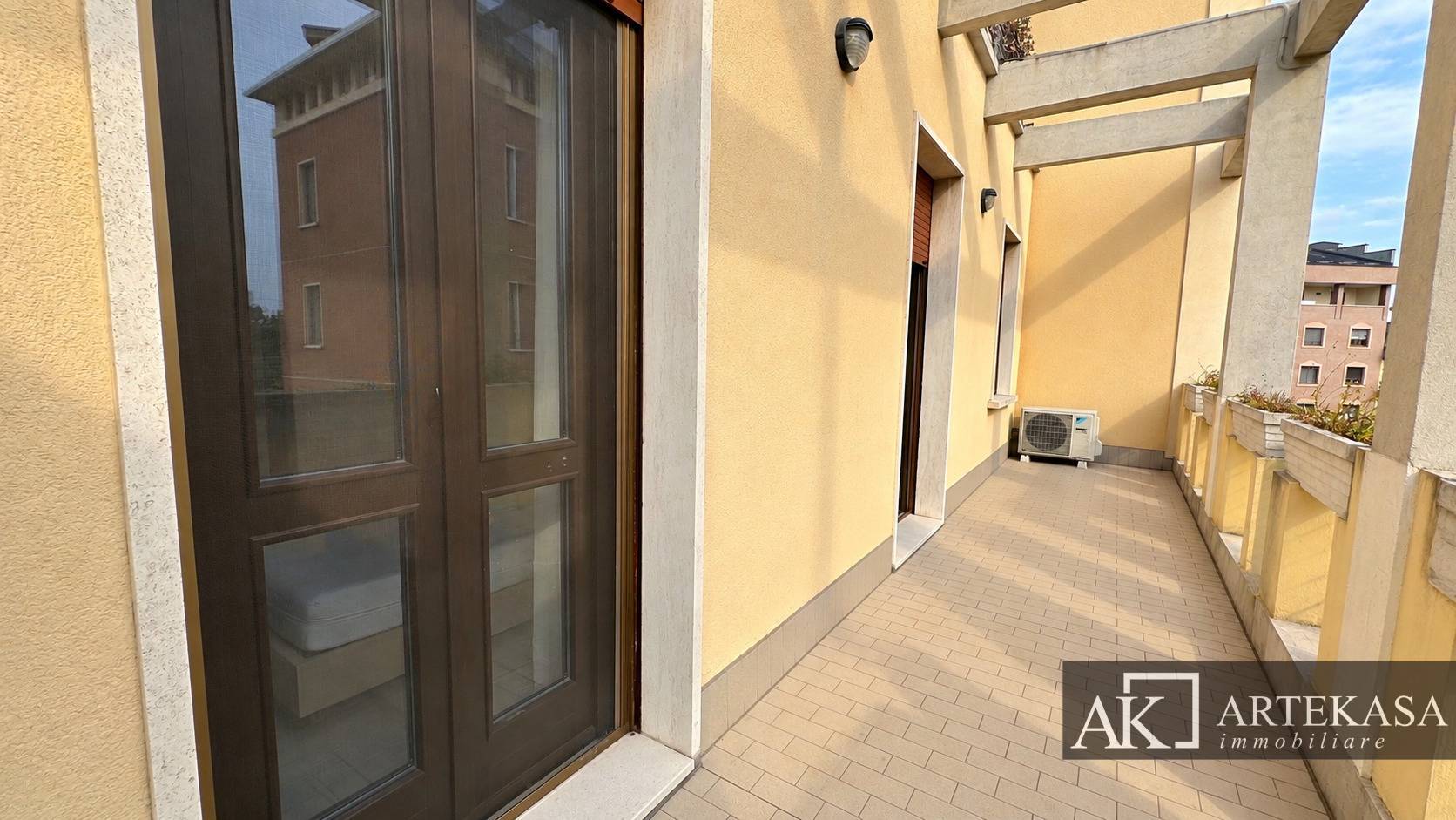 BILOCALE in vendita a Novara, 2 - Porta Mortara