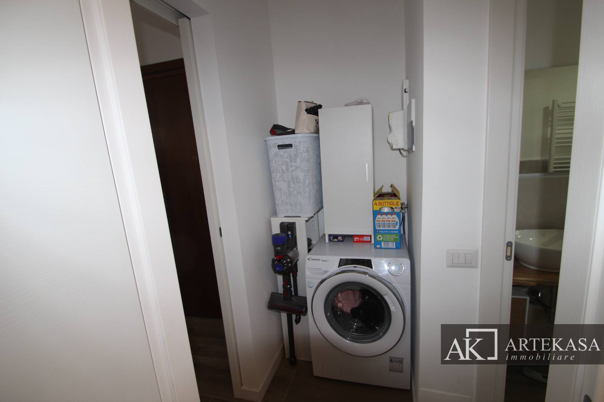 3 LOCALI in affitto a Novara, 5 - Santa Rita - Agognate