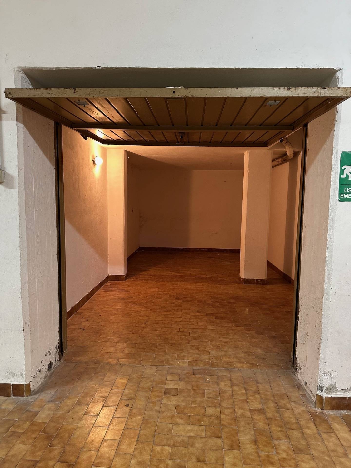 Box/Garage 18mq in vendita a Albenga