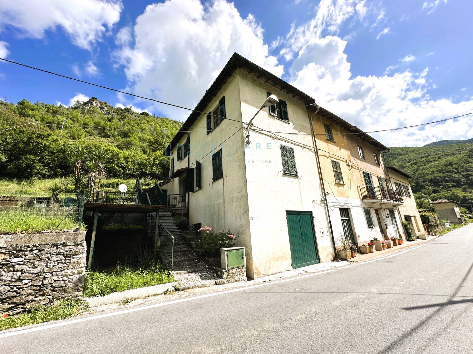 Rustico in vendita a Castelbianco
