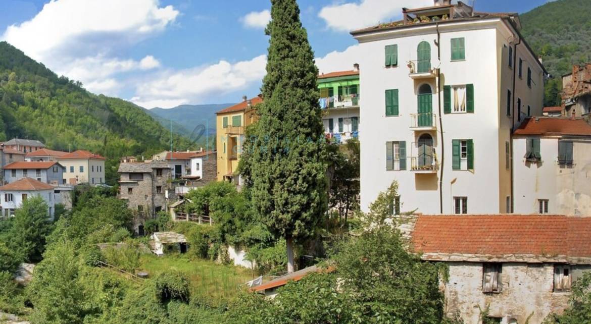 Casa singola in vendita a Armo