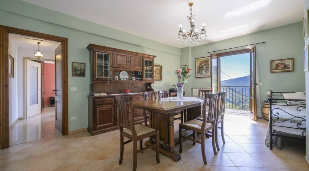 Casa singola in vendita a Armo