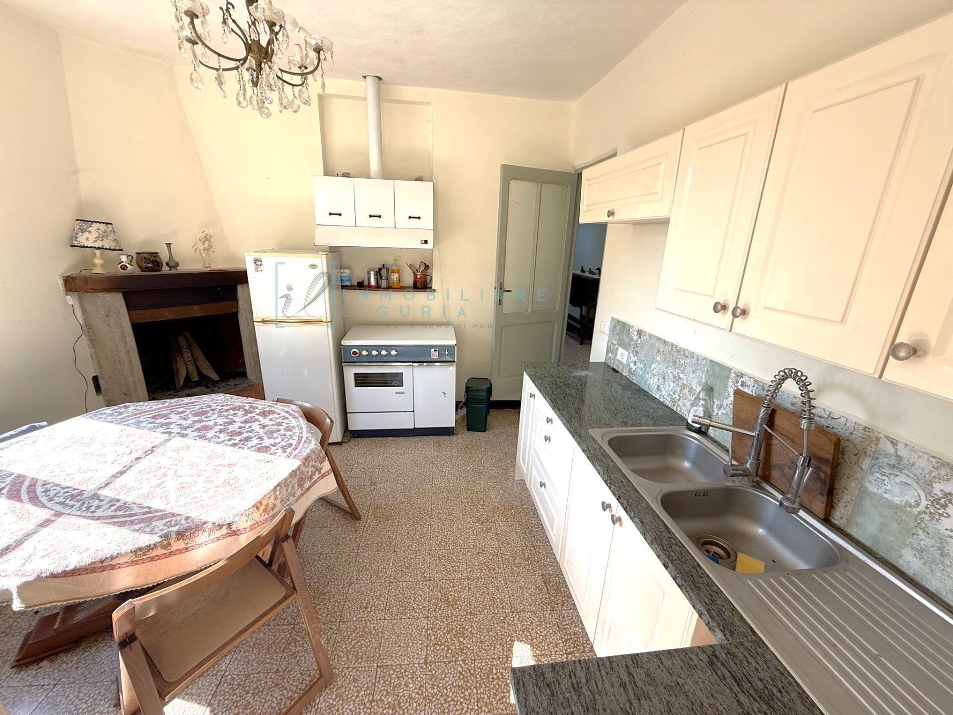 Appartamento in vendita a Borghetto d'Arroscia