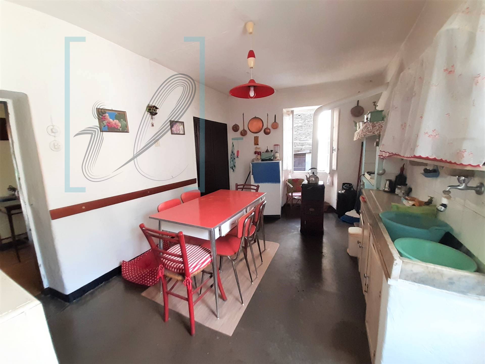 Rustico in vendita a Rezzo