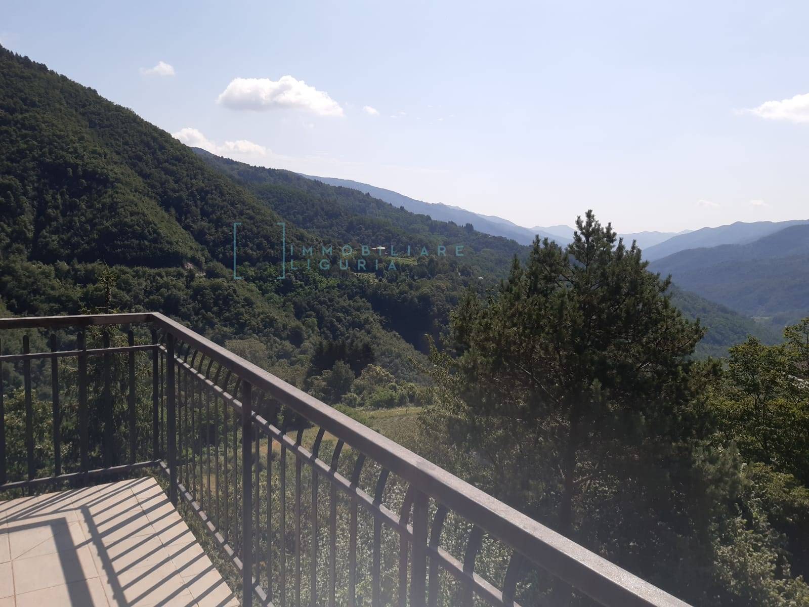 Appartamento in vendita a Mendatica