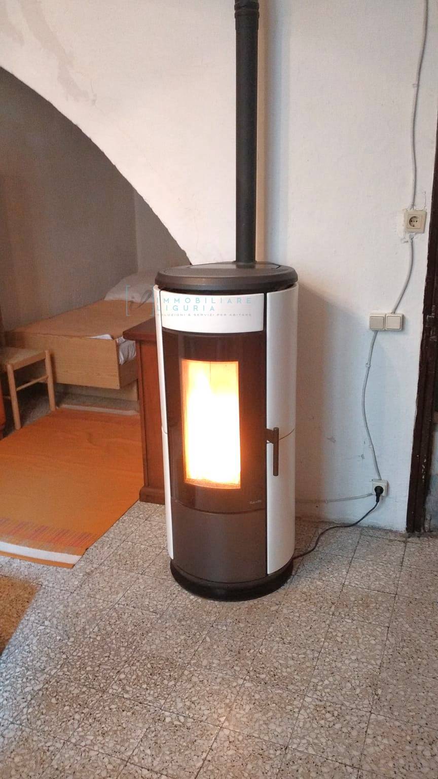 Casa singola in vendita a Pieve di Teco