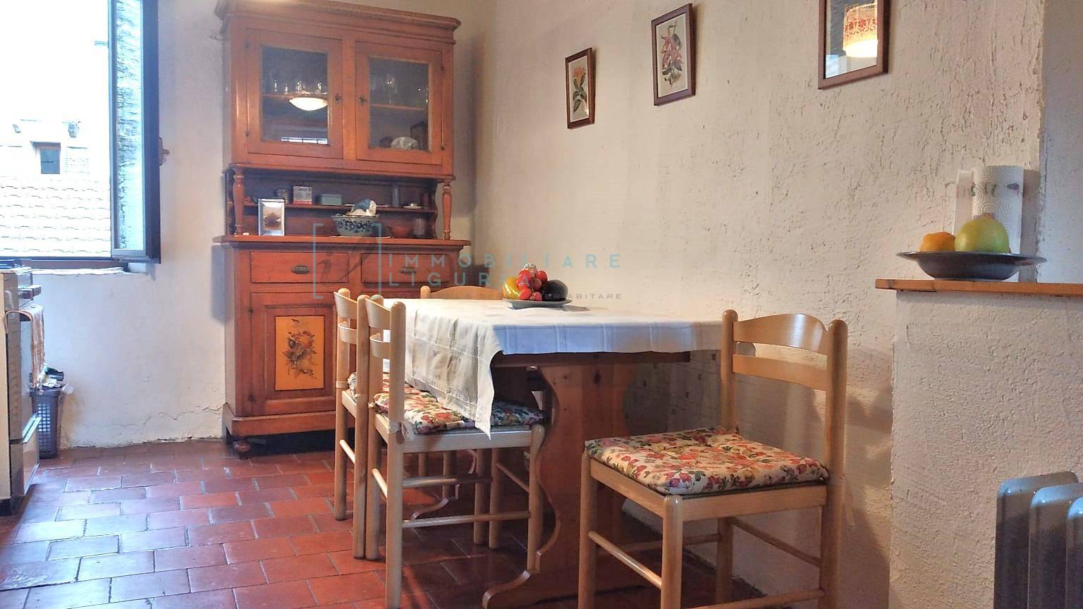 Casa singola in vendita a Pieve di Teco