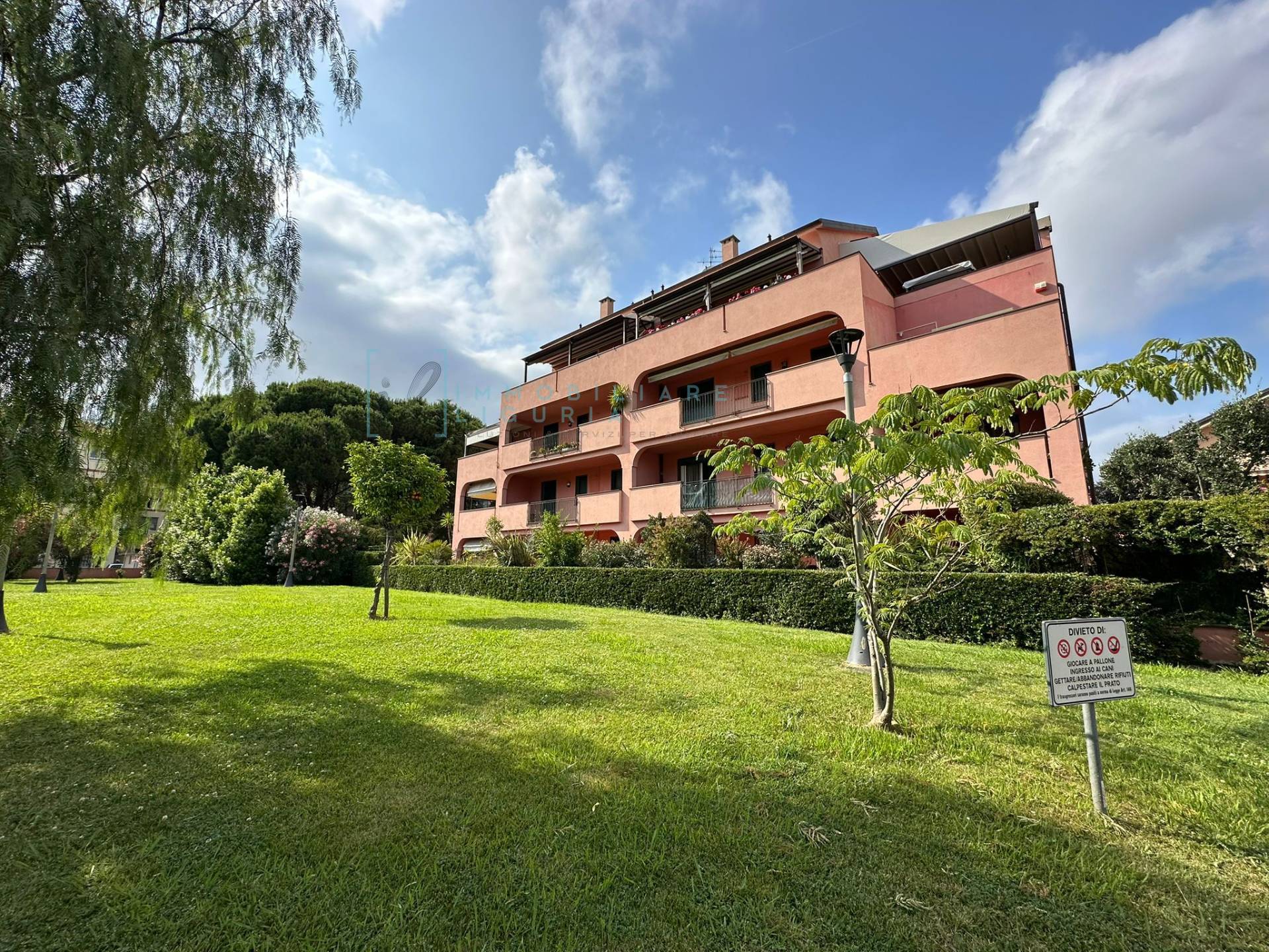 Appartamento in vendita a Albenga, Centro