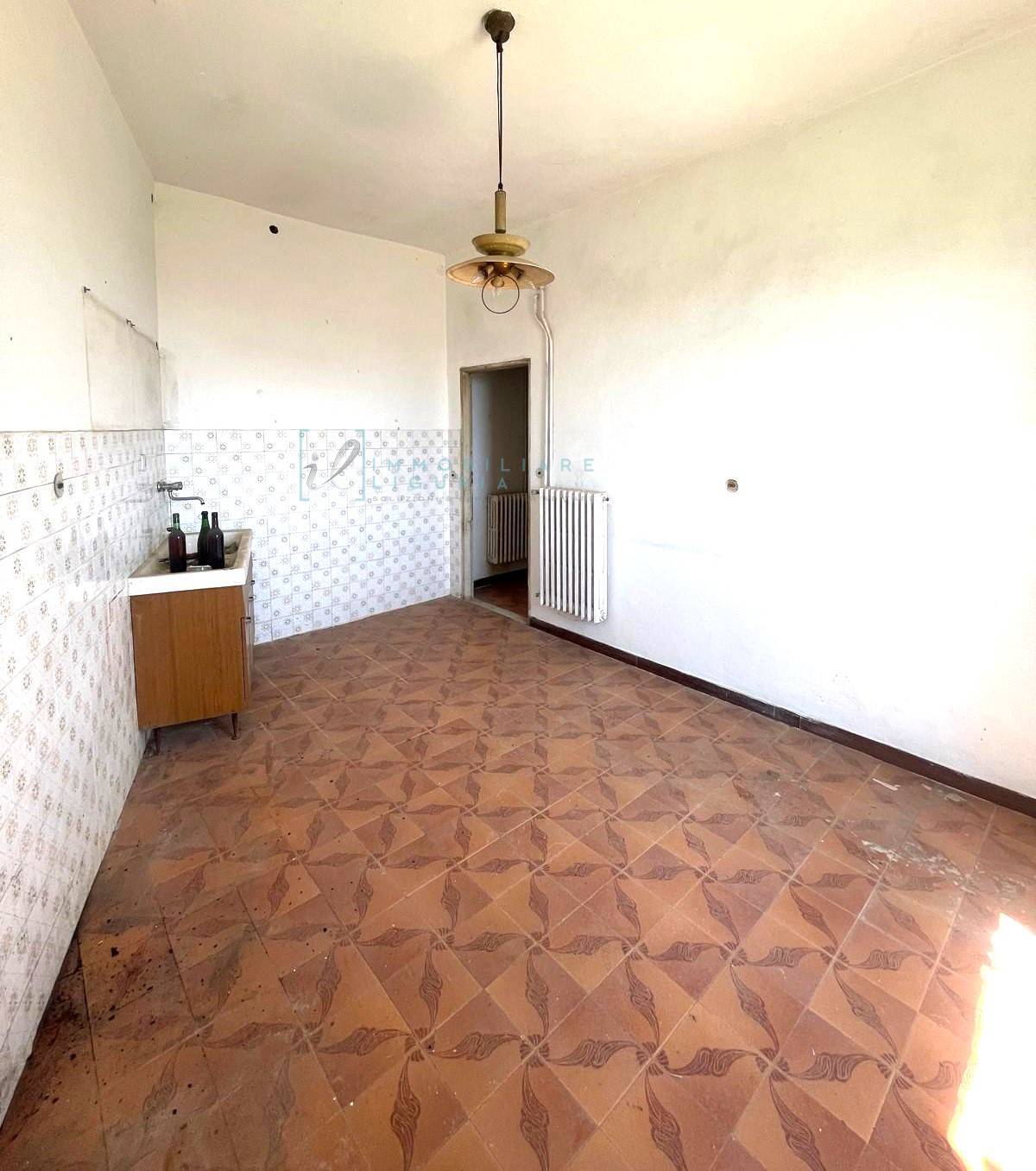 Casa singola in vendita a Pieve di Teco, Lovegno