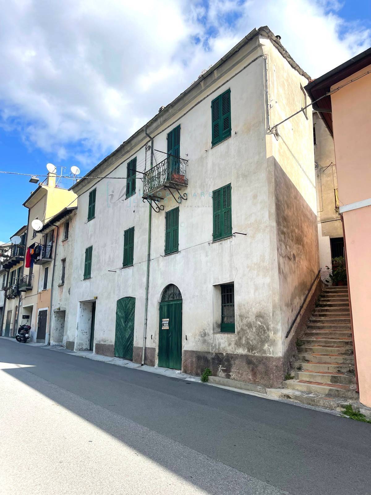 Rustico in vendita a Pieve di Teco