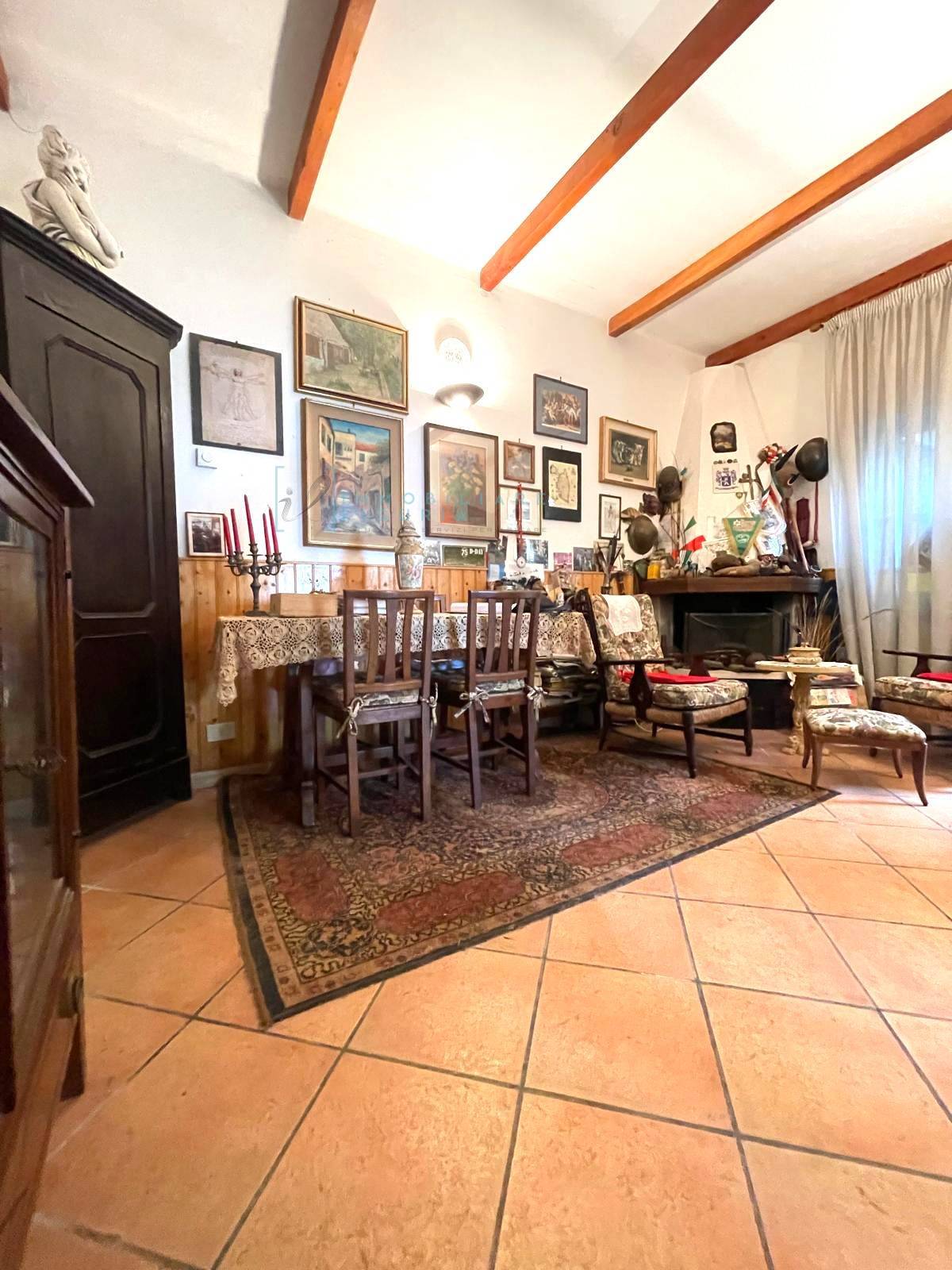 Appartamento in vendita a Borghetto d'Arroscia, Leverone