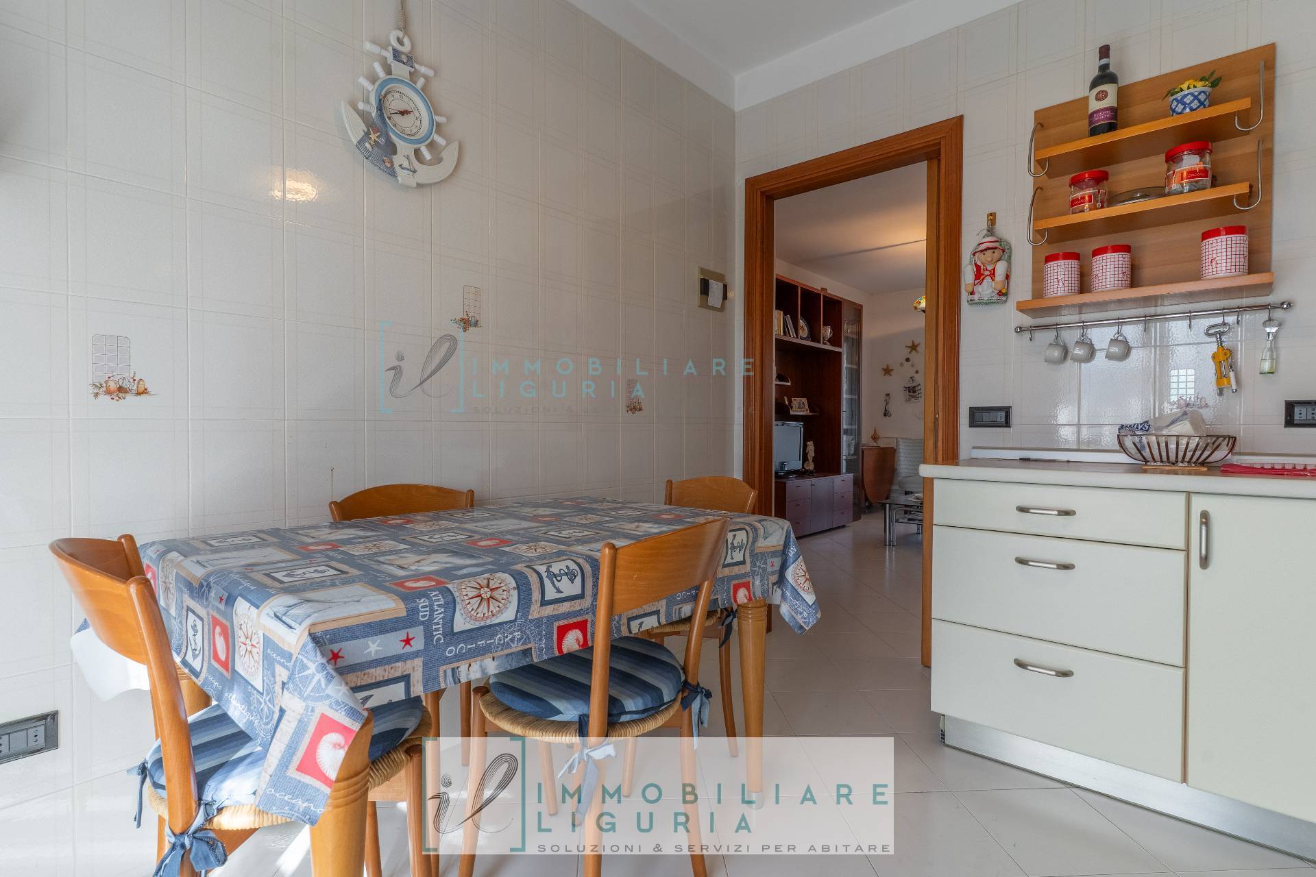 Appartamento in vendita a Albenga, Centro