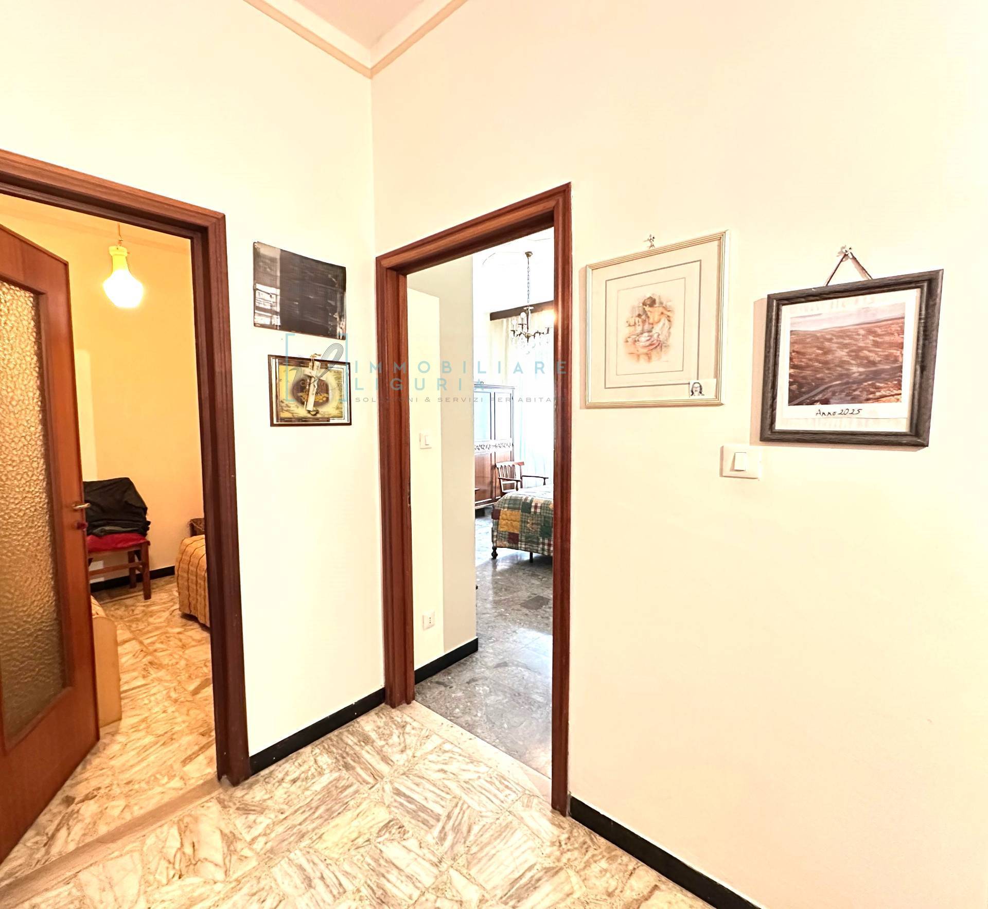 Appartamento in vendita a Albenga, Centro