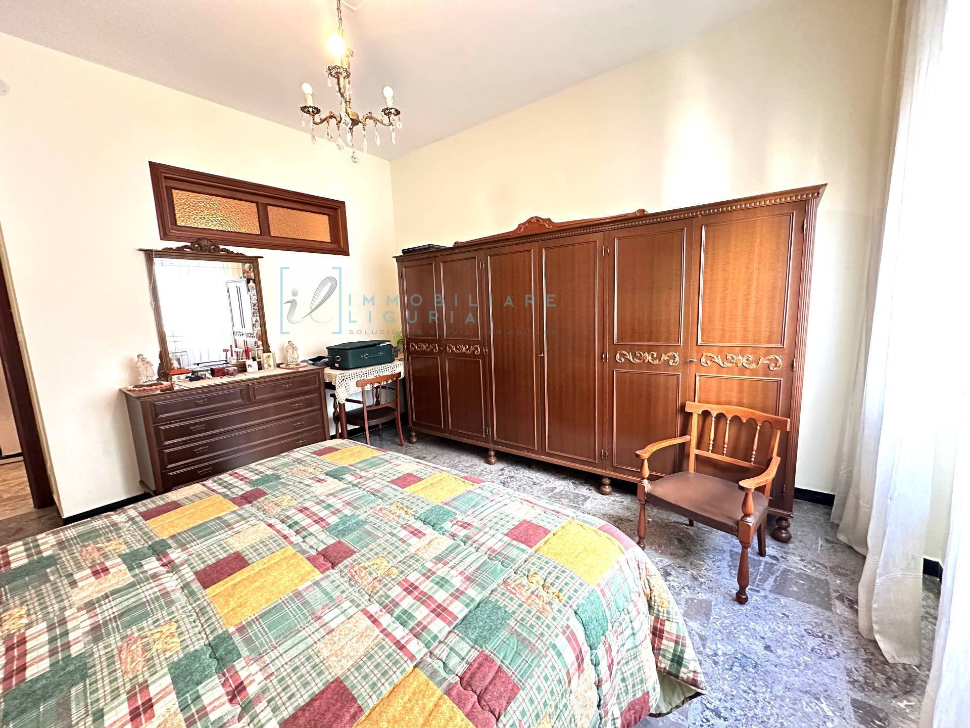 Appartamento in vendita a Albenga, Centro