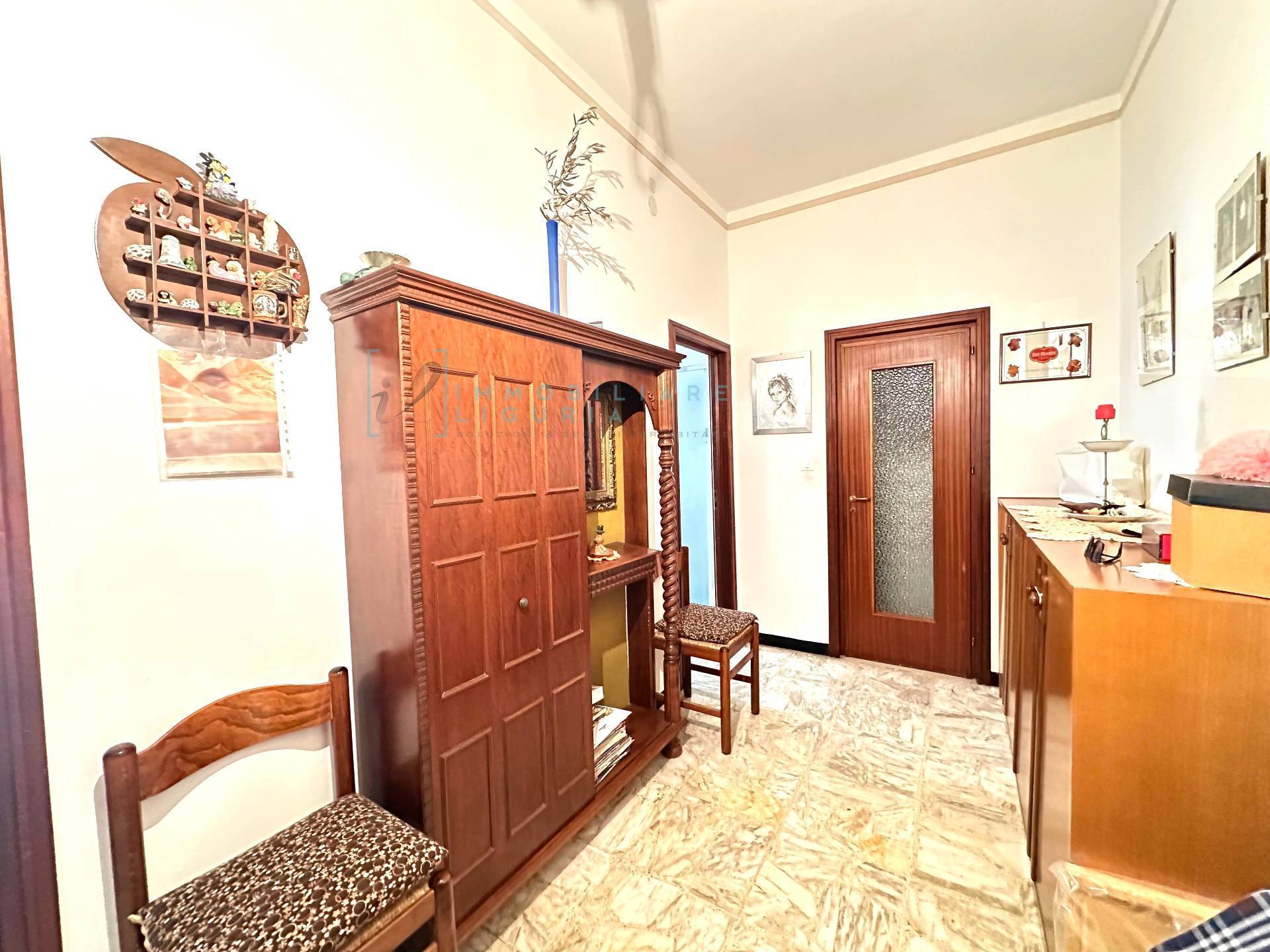 Appartamento in vendita a Albenga, Centro