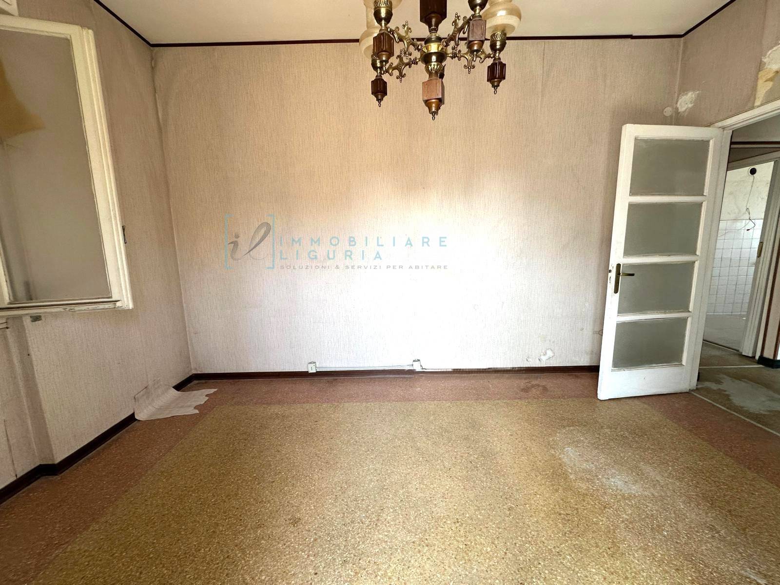 Appartamento in vendita a Albenga, Centro