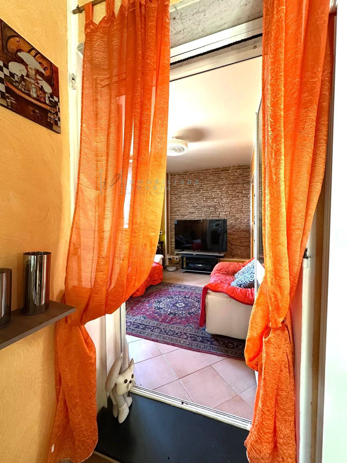 Casa singola in vendita a Albenga, Leca