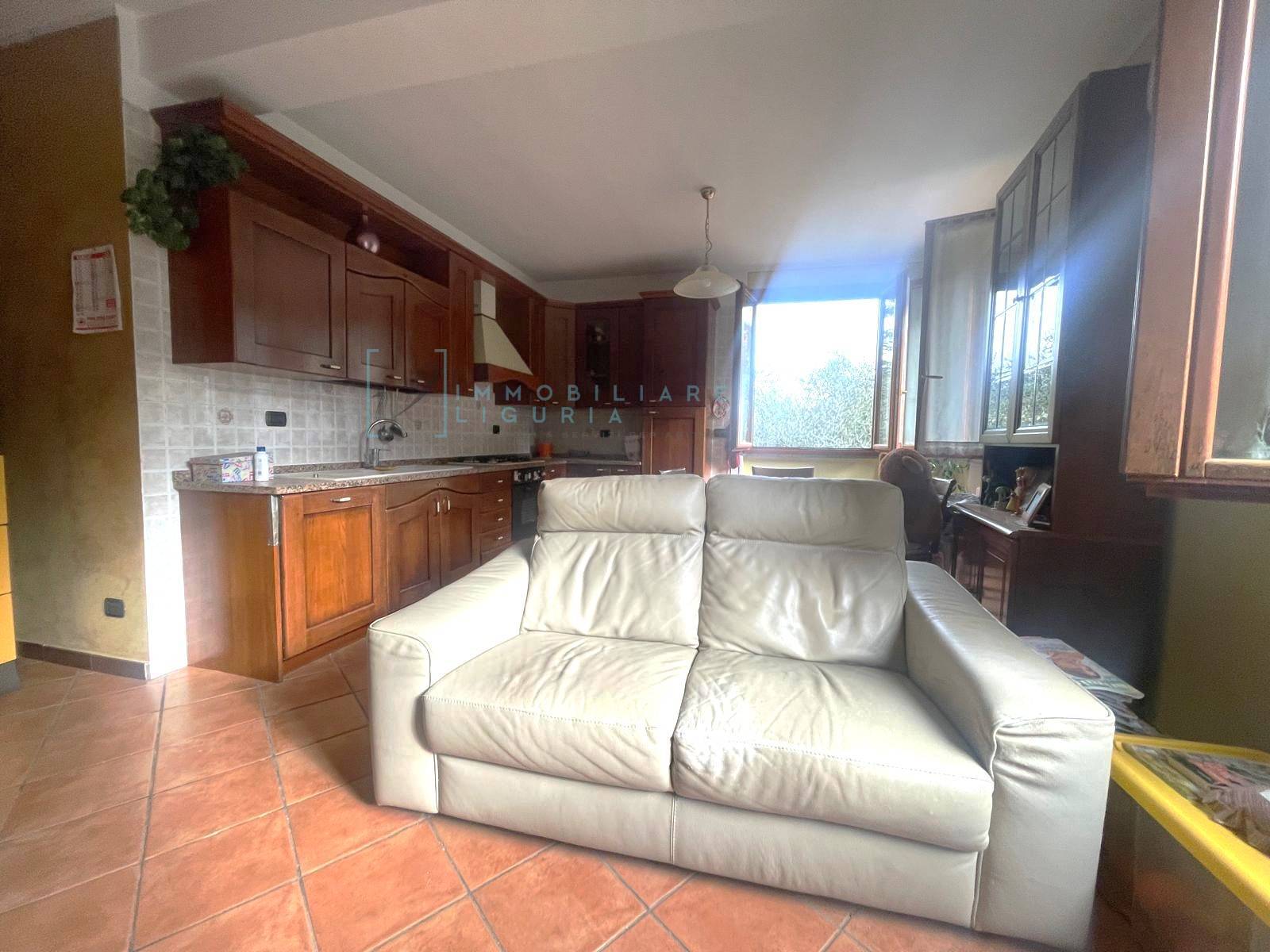 Appartamento in vendita a Vessalico