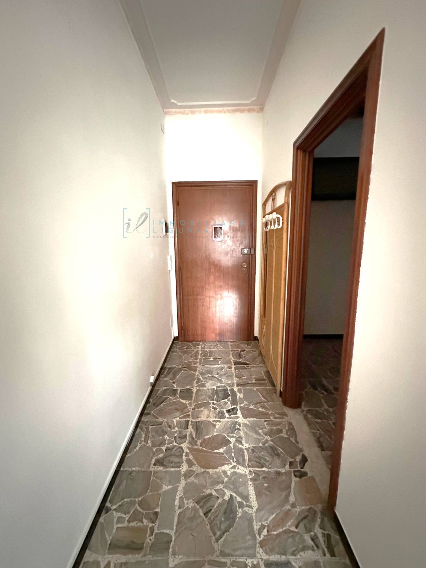 Appartamento in vendita a Albenga, Centro