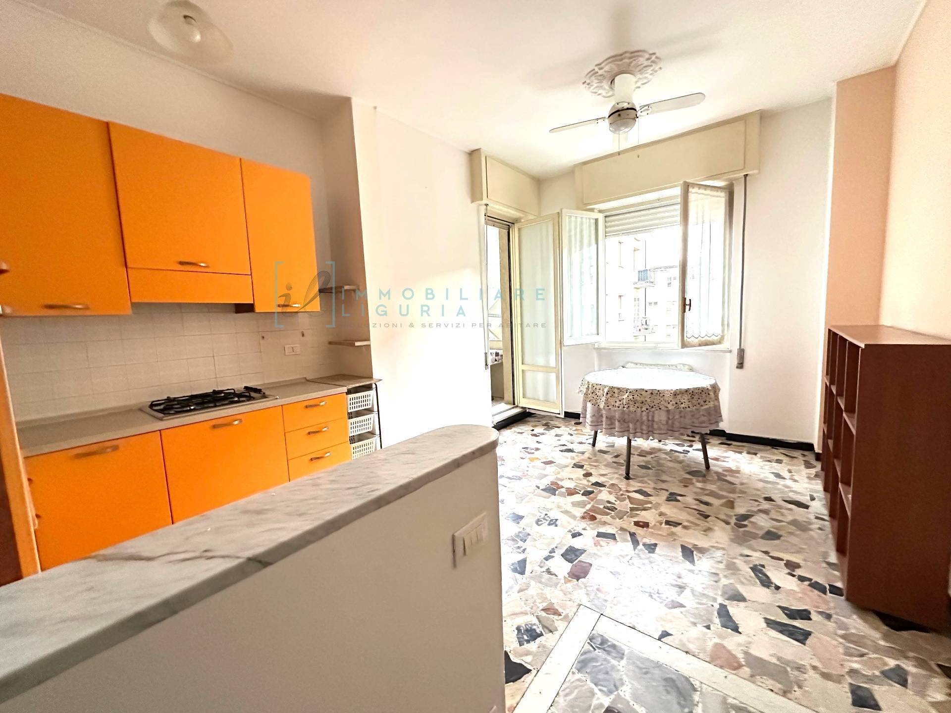 Appartamento in vendita a Albenga, Centro