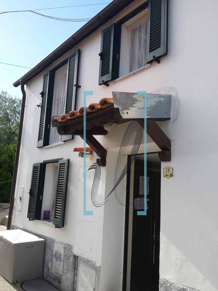 Casa singola in vendita a Arnasco