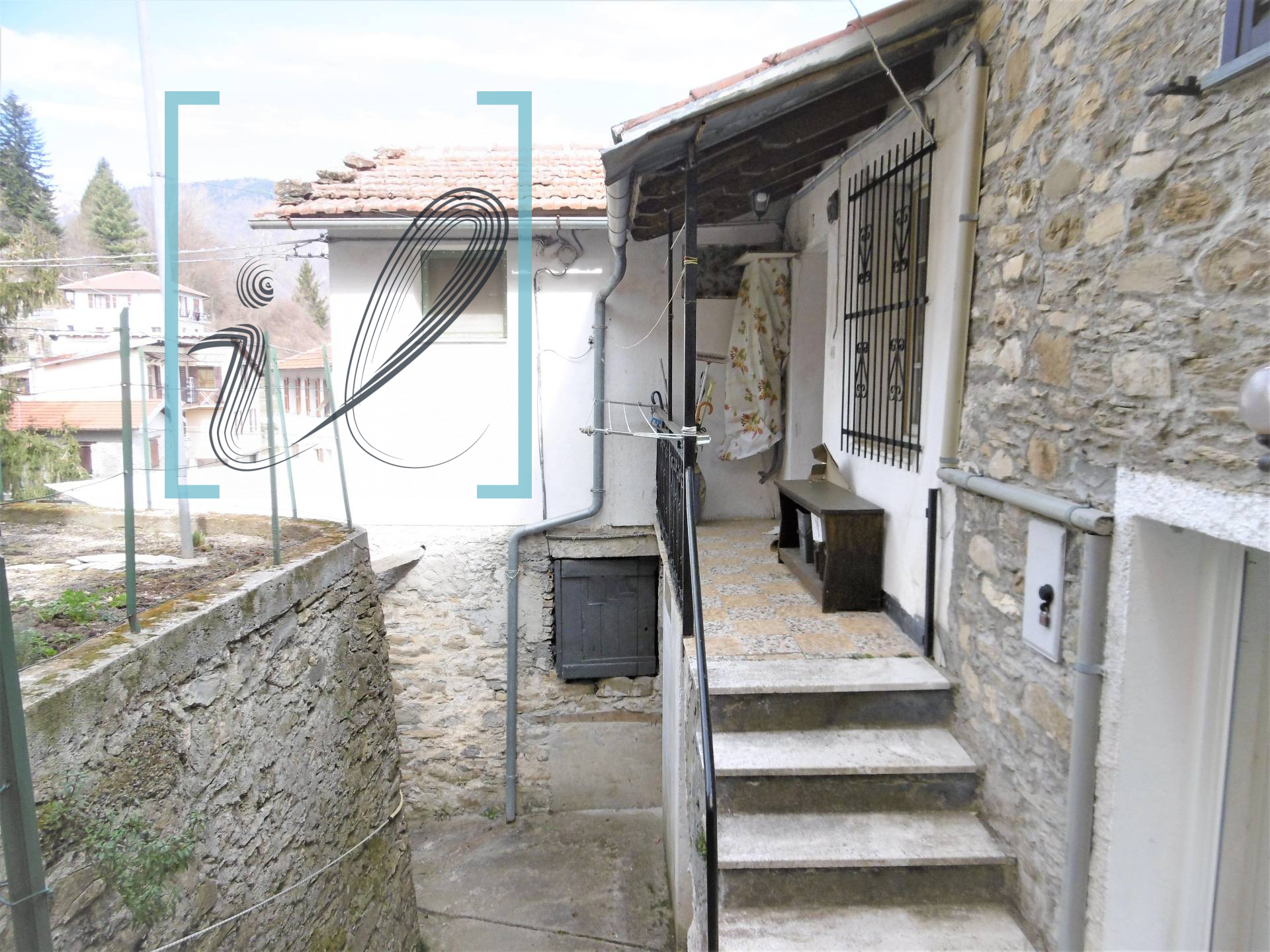 Rustico in vendita a Montegrosso Pian Latte