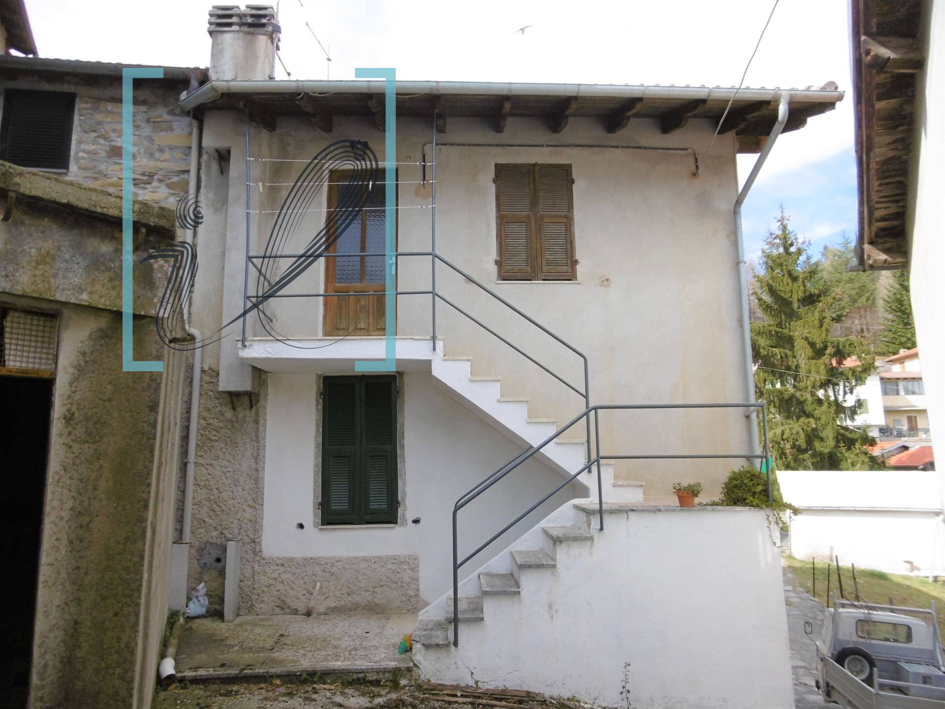 Rustico in vendita a Montegrosso Pian Latte