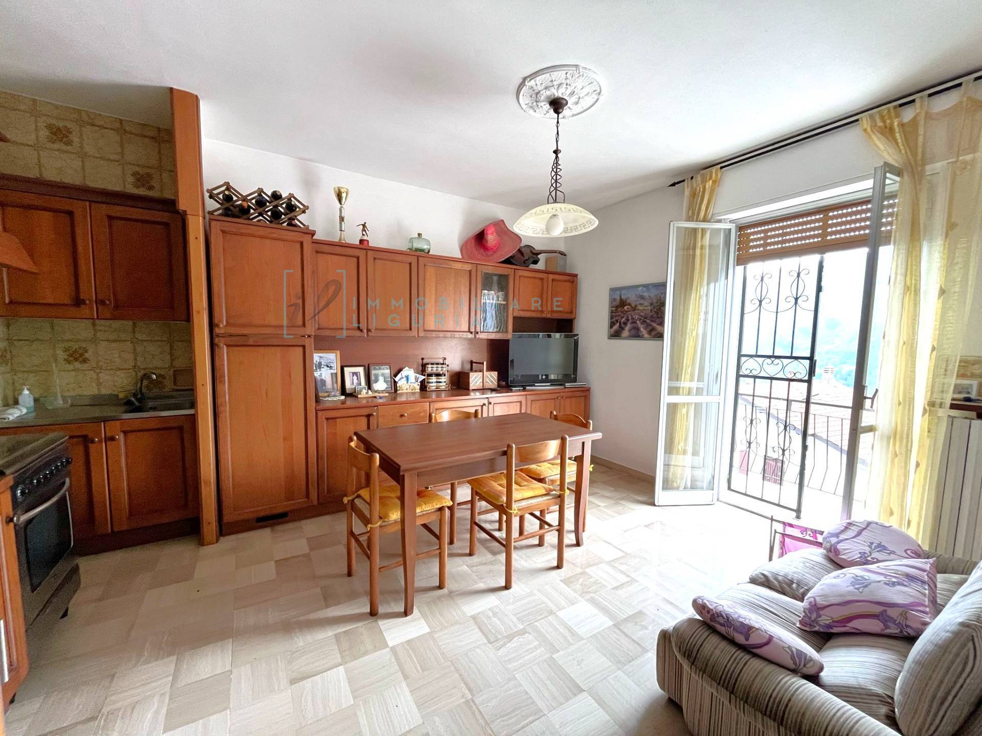 Appartamento in vendita a Cosio d'Arroscia