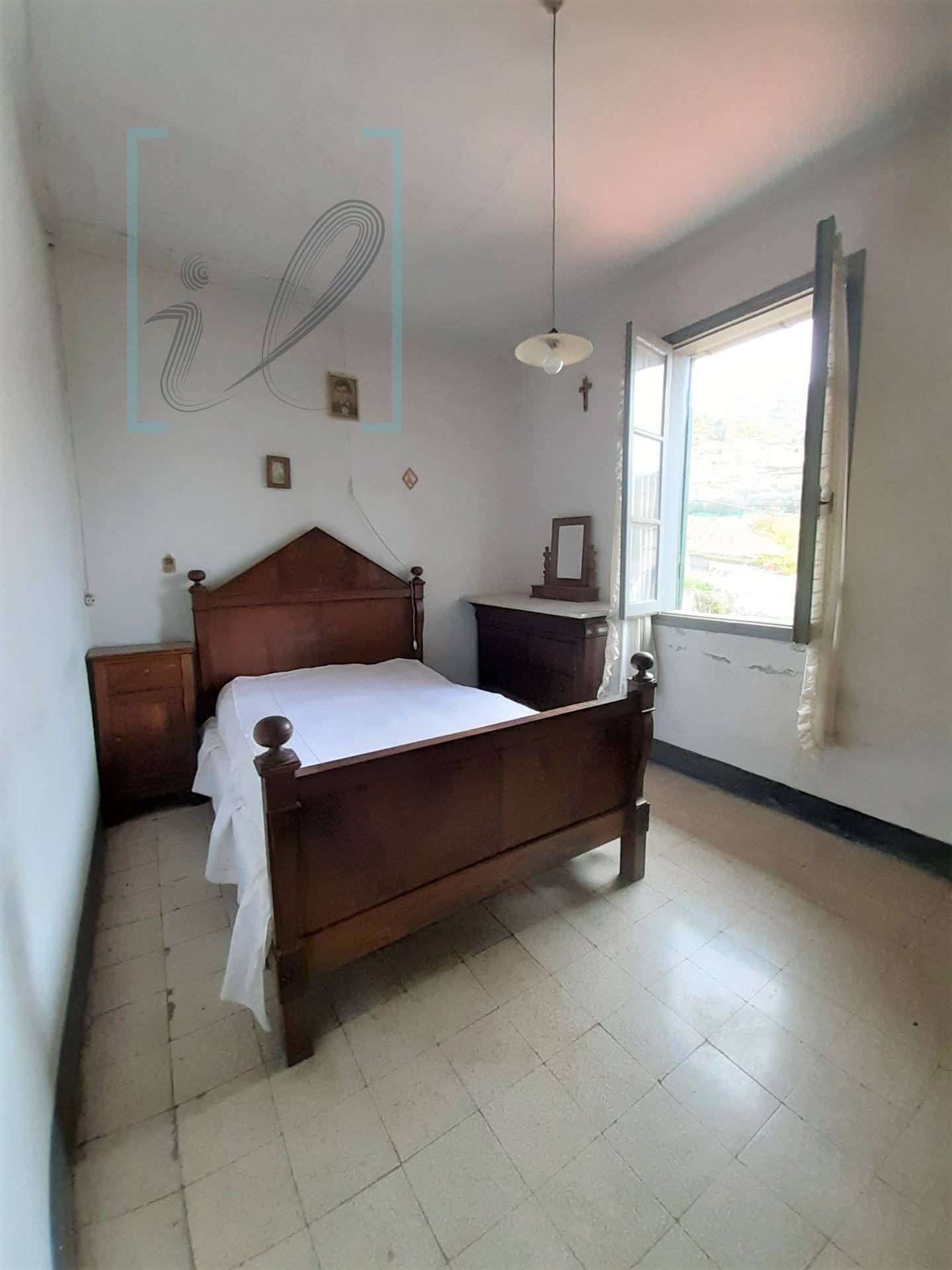 Rustico in vendita a Pornassio, Villa